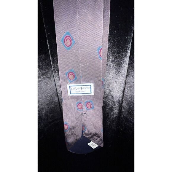 Vintage YSL Yves Saint Laurent Tie  Purple Pattern 100% Silk Men's USA MADE - Picture 2 of 12